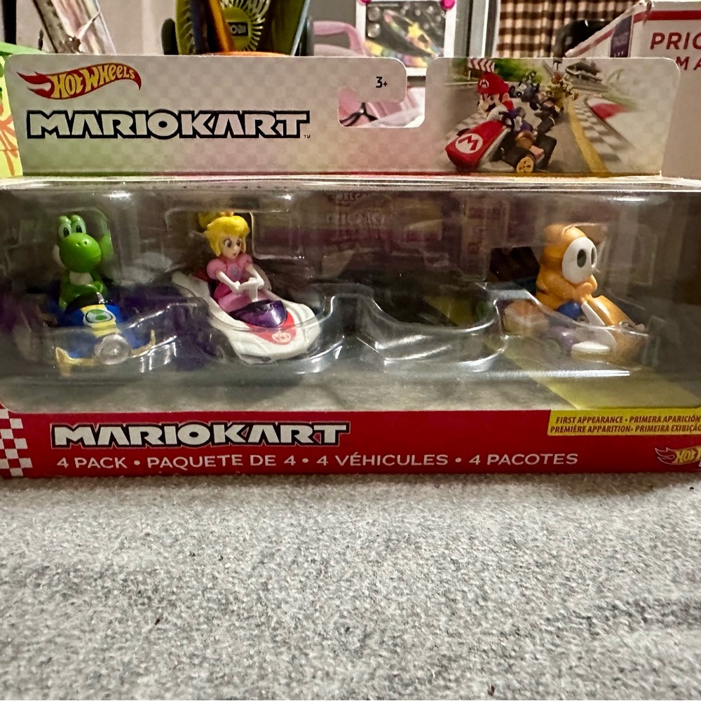 Special Holiday Sale Price! Hot Wheels Mario Kart Toy Car Set